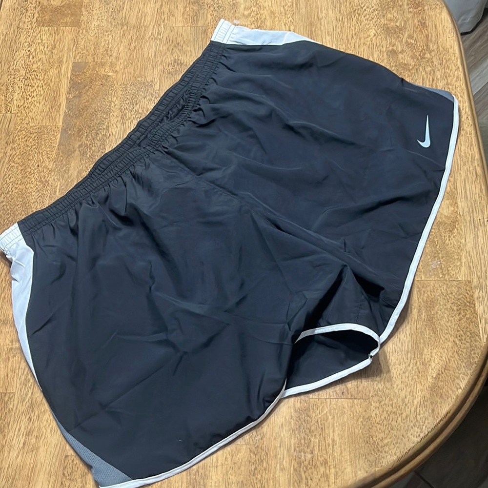 New Nike Women’s Running Shorts Size 2X